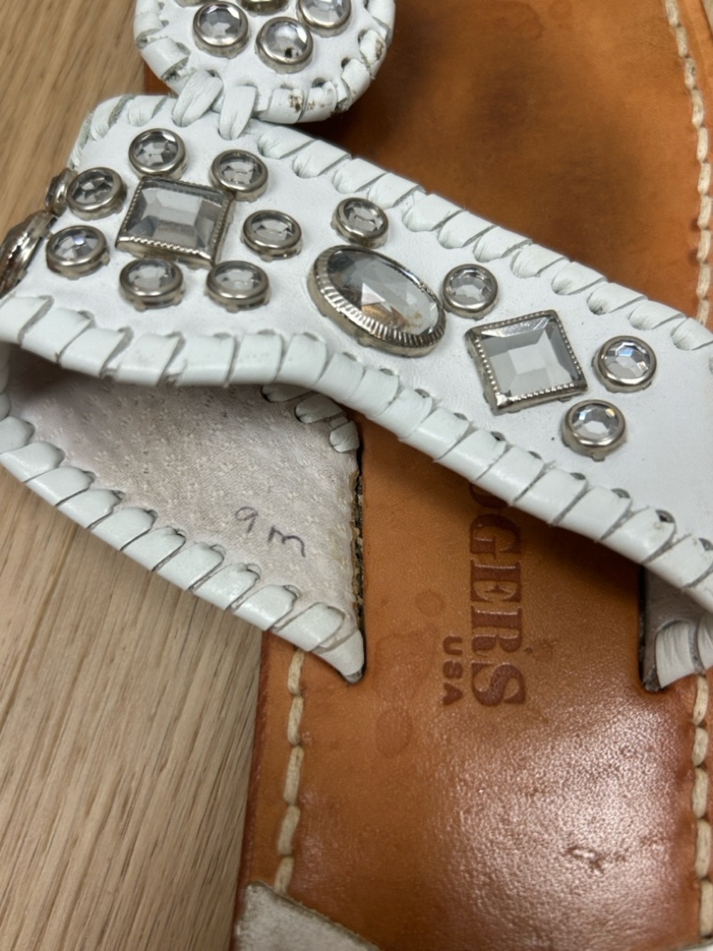 Jack Rogers Leather Jeweled Crystal Thong Sandals 9 - Picture 5 of 5